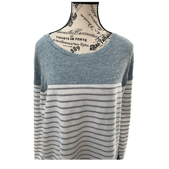 Vemvan Women's Long Sleeve Blue Color Block Round Neck Striped  Top Size XL - Picture 3 of 7